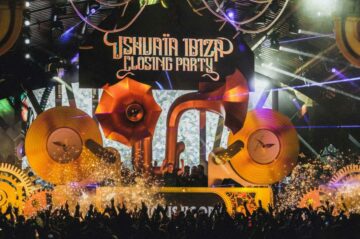 18-Set-design-fabrication-and-installation-of-giant-elements