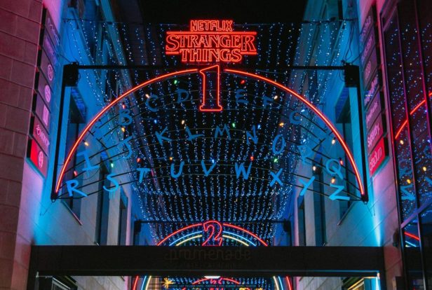 Installation – Stranger Things 5, Bordeaux and Strasbourg