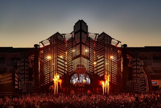 Metropolis-Ibiza-Ushuaia