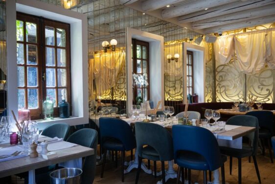 3-Elles_Yvoire_salle